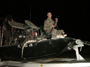 airboat-gator-hunting-01
